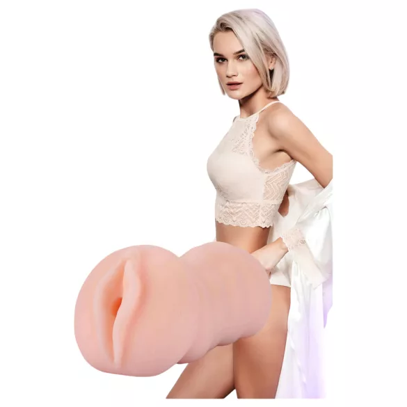 The Girl Next Door Tracey - masturbador masculino vibrador